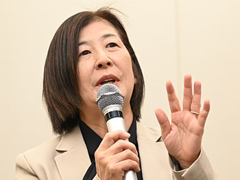 三宅 史恵 先生